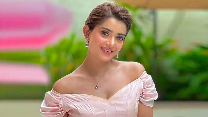 ২৮ হাজার টাকার শাড়ি প্রতারণার মামলায় জামিন পেলেন তানজিন তিশা